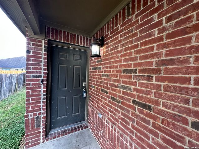 10222 Fossil Valley, San Antonio, TX 78245