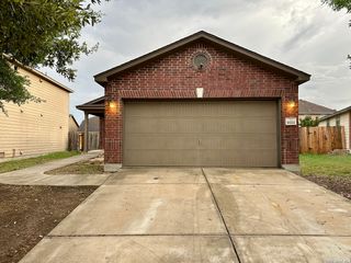 10222 Fossil Valley, San Antonio, TX 78245