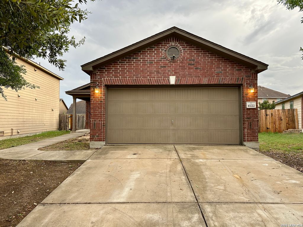 10222 Fossil Valley, San Antonio, TX 78245