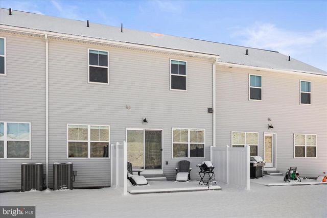 160 MARISSA CT, Newmanstown, PA 17073