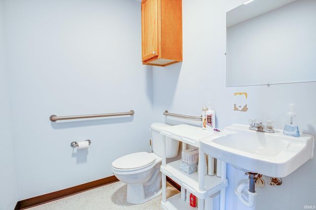 612 E Bristol Street, Elkhart, IN 46514