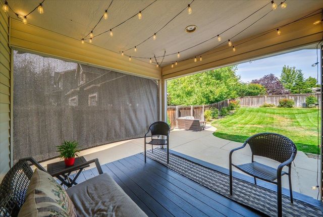 2422 S Boulder Ln, Greenacres, WA 99016