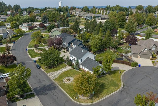 2422 S Boulder Ln, Greenacres, WA 99016