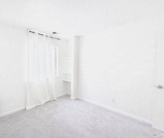 2607 Westberry Dr, Santa Rosa, CA 95403