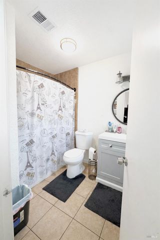 2607 Westberry Dr, Santa Rosa, CA 95403