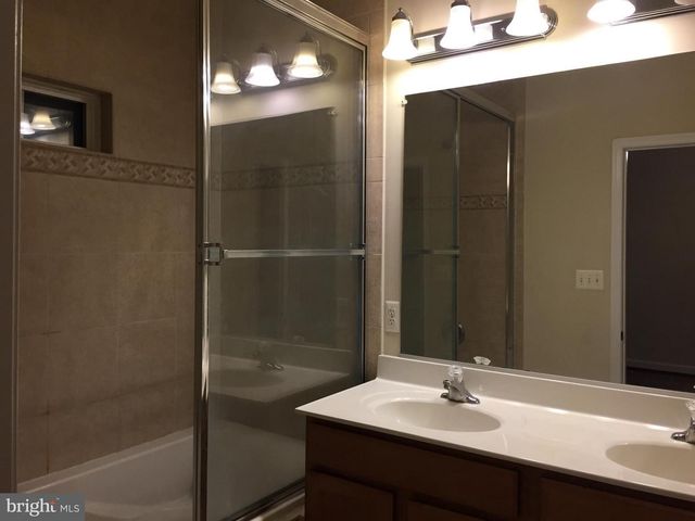 2202 LEESBOROUGH DR, Silver Spring, MD 20902