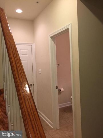 2202 LEESBOROUGH DR, Silver Spring, MD 20902