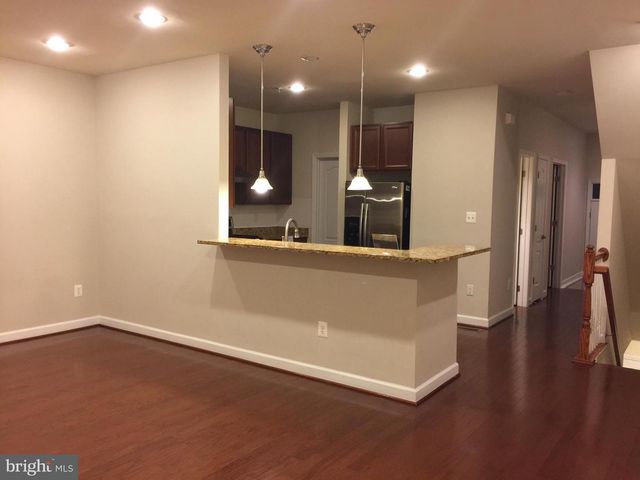 2202 LEESBOROUGH DR, Silver Spring, MD 20902