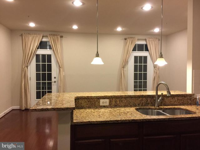 2202 LEESBOROUGH DR, Silver Spring, MD 20902