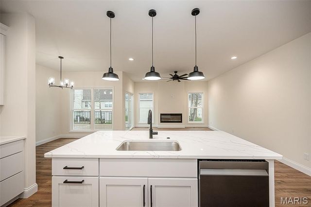 10489 Walnut Lane, Foristell, MO 63348