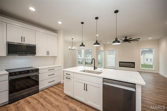 10489 Walnut Lane, Foristell, MO 63348