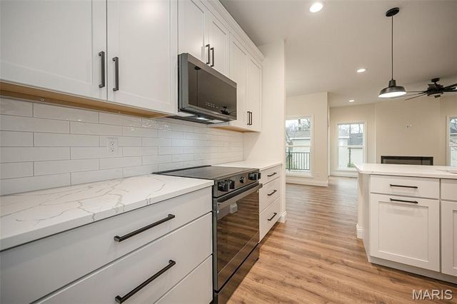 10489 Walnut Lane, Foristell, MO 63348