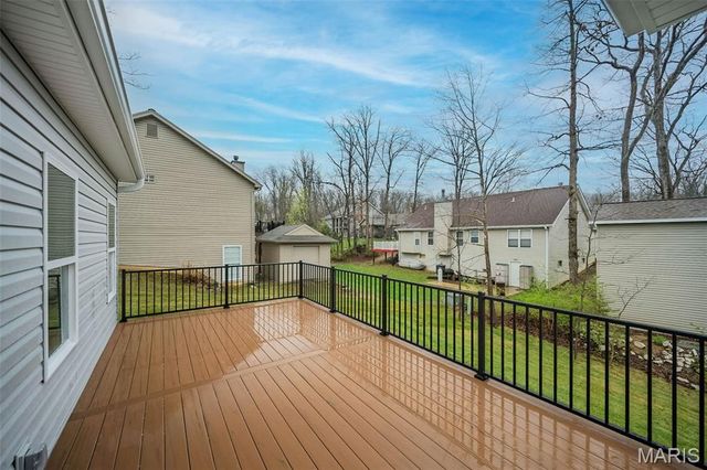 10489 Walnut Lane, Foristell, MO 63348