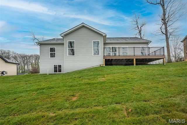 10489 Walnut Lane, Foristell, MO 63348