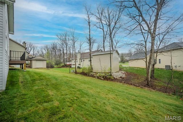 10489 Walnut Lane, Foristell, MO 63348