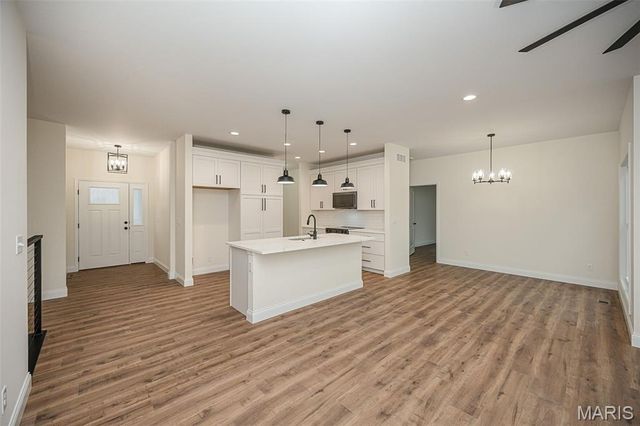 10489 Walnut Lane, Foristell, MO 63348