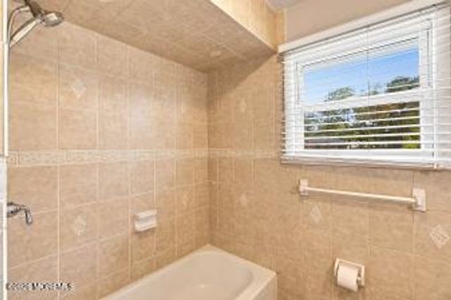 62 Parkway Drive, Brick, NJ 08723
