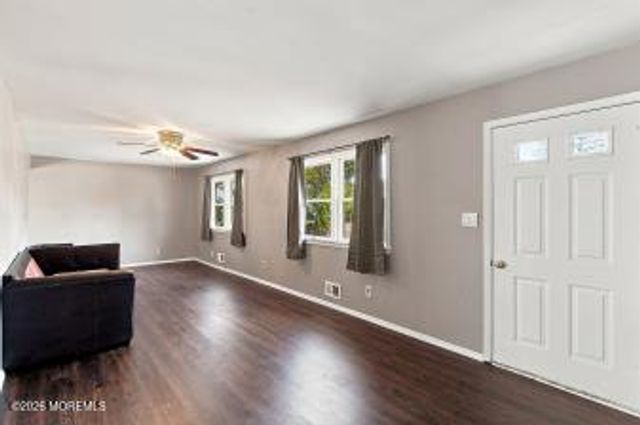 62 Parkway Drive, Brick, NJ 08723