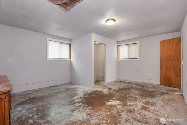 5302 E N Street, Tacoma, WA 98404