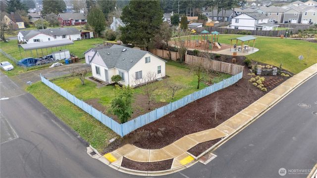 5302 E N Street, Tacoma, WA 98404