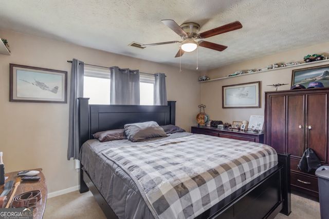 1521 Hunters Cove, Auburn, GA 30011