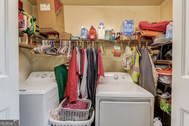 1521 Hunters Cove, Auburn, GA 30011