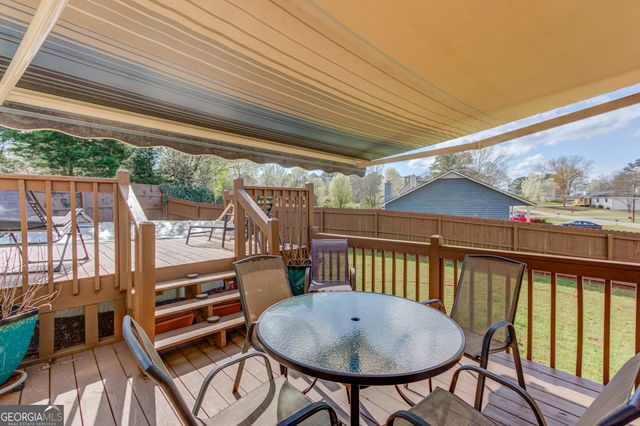 1521 Hunters Cove, Auburn, GA 30011