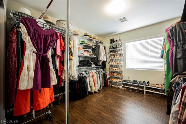 10246 Mountain Majesty Street, Las Vegas, NV 89131
