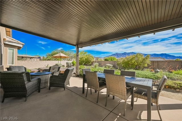 10246 Mountain Majesty Street, Las Vegas, NV 89131
