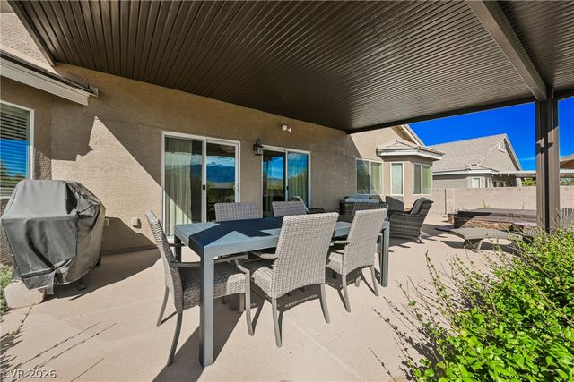 10246 Mountain Majesty Street, Las Vegas, NV 89131