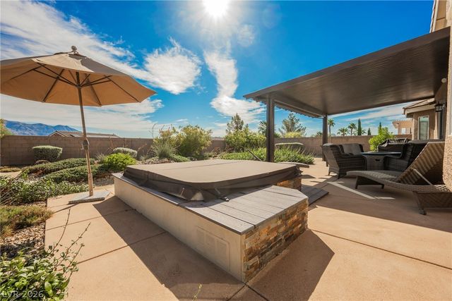 10246 Mountain Majesty Street, Las Vegas, NV 89131