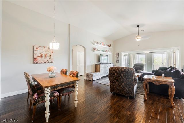 10246 Mountain Majesty Street, Las Vegas, NV 89131