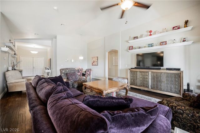 10246 Mountain Majesty Street, Las Vegas, NV 89131