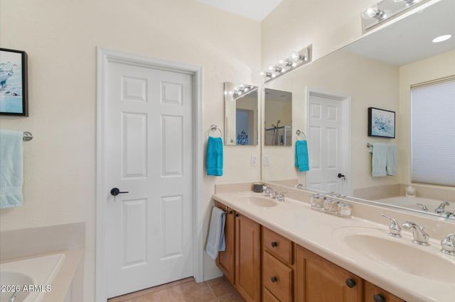 40810 N NOBLE HAWK Way, Anthem, AZ 85086