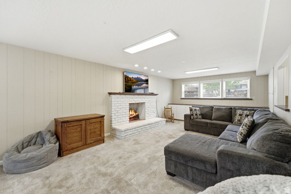 Image 25 of property listing at 2052 E 3780 S, Millcreek, UT 84109