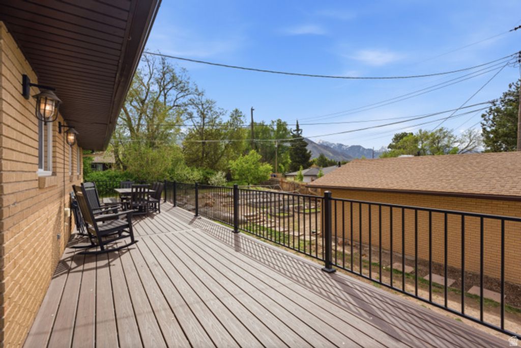 Image 28 of property listing at 2052 E 3780 S, Millcreek, UT 84109