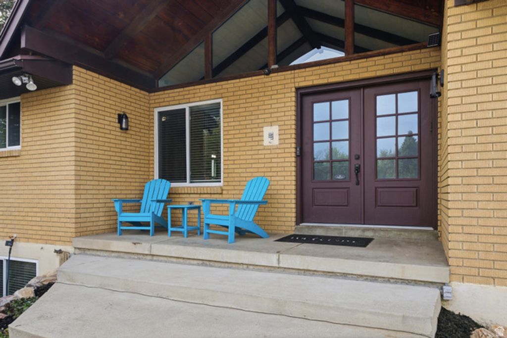 Image 38 of property listing at 2052 E 3780 S, Millcreek, UT 84109