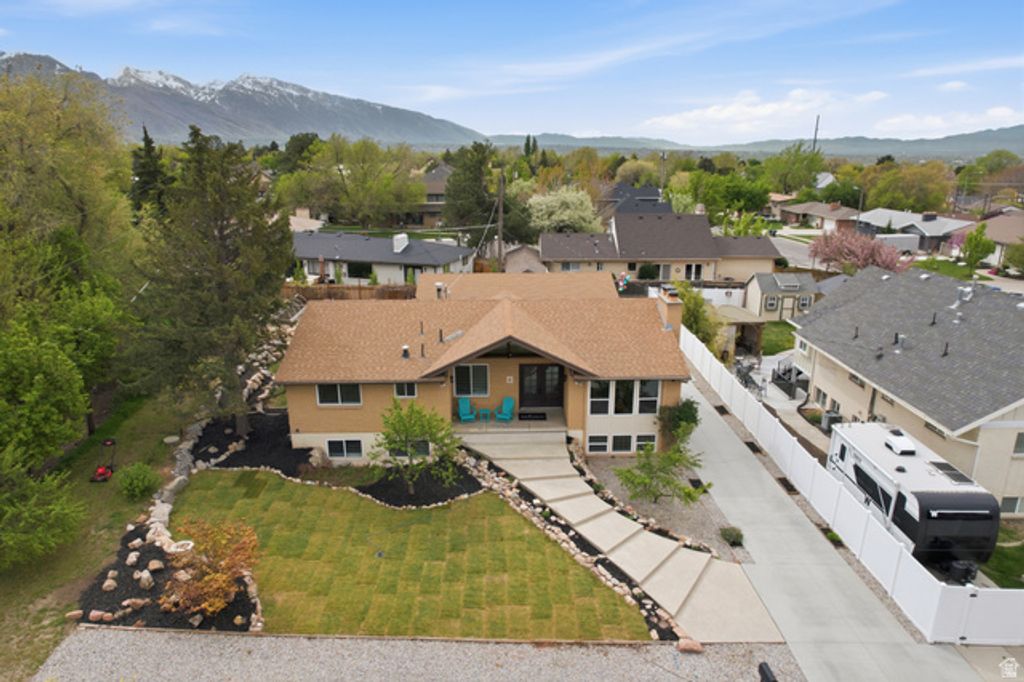 Image 42 of property listing at 2052 E 3780 S, Millcreek, UT 84109