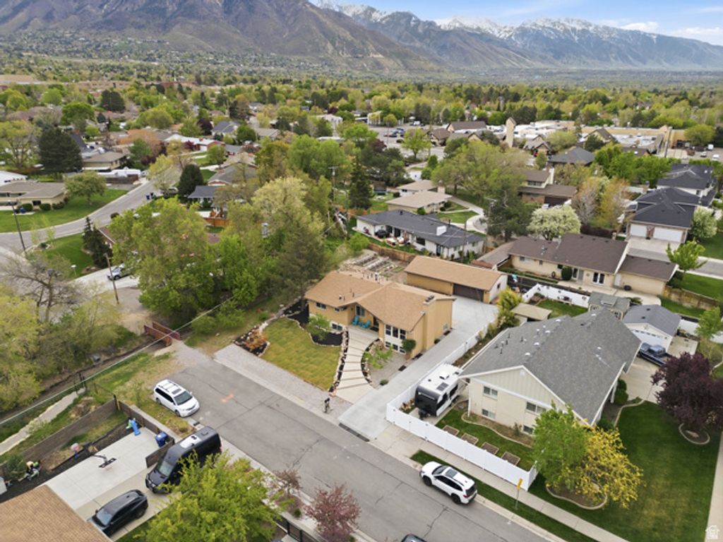 Image 46 of property listing at 2052 E 3780 S, Millcreek, UT 84109