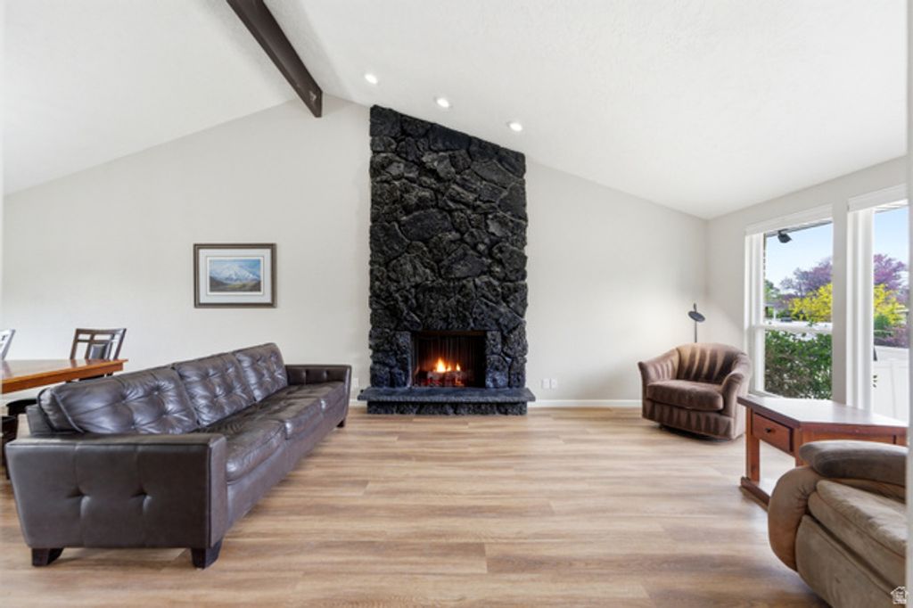 Image 8 of property listing at 2052 E 3780 S, Millcreek, UT 84109