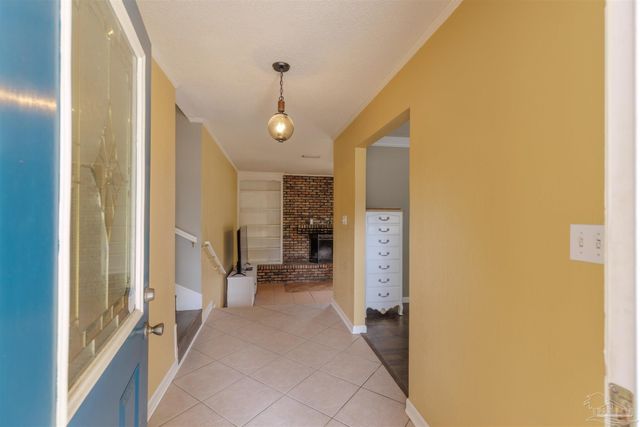 2700 Nandora Ave, Pensacola, FL 32526