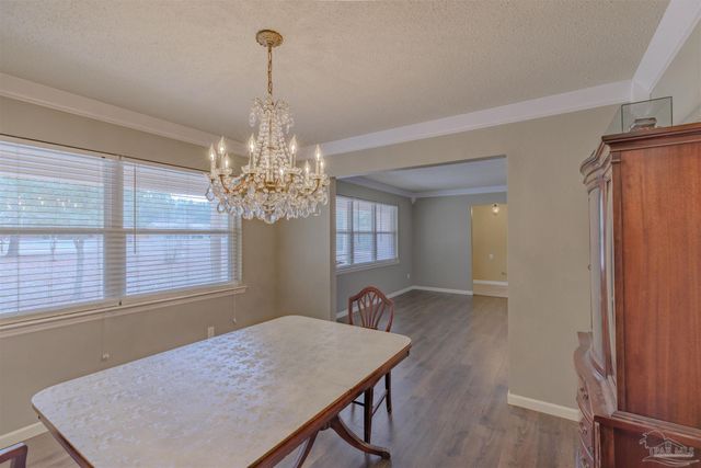 2700 Nandora Ave, Pensacola, FL 32526