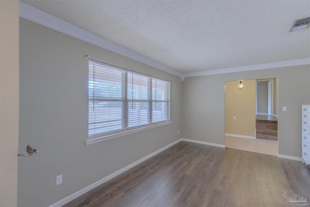 2700 Nandora Ave, Pensacola, FL 32526