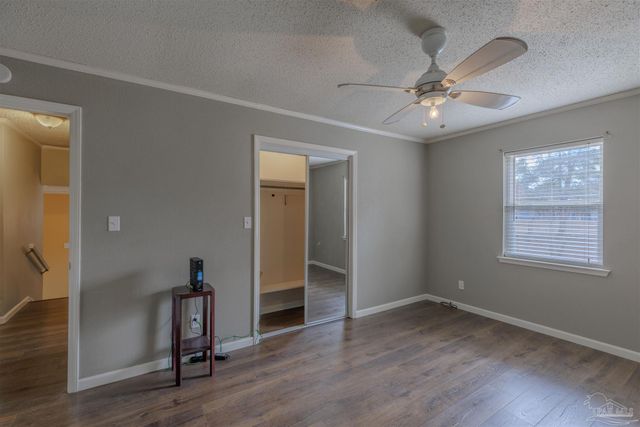 2700 Nandora Ave, Pensacola, FL 32526