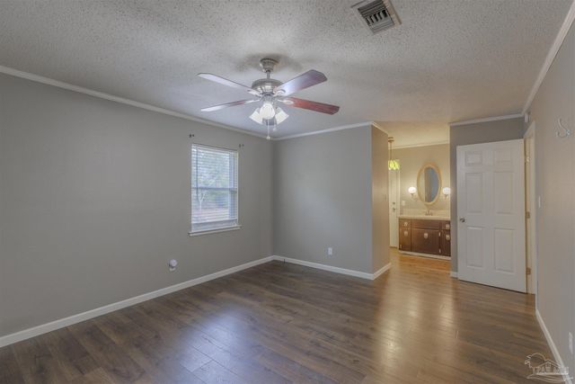 2700 Nandora Ave, Pensacola, FL 32526