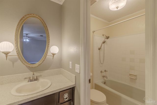 2700 Nandora Ave, Pensacola, FL 32526