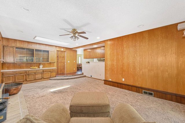 8163 Woodleaf Dr, Fair Oaks, CA 95628