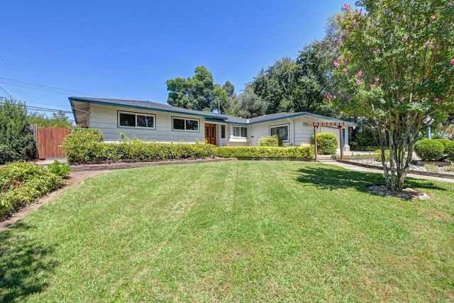 8163 Woodleaf Dr, Fair Oaks, CA 95628