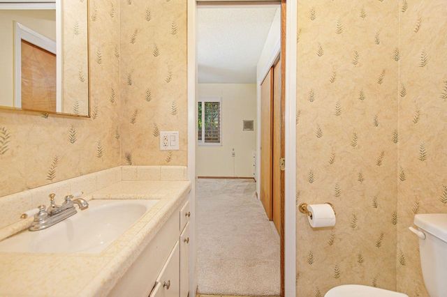 8163 Woodleaf Dr, Fair Oaks, CA 95628