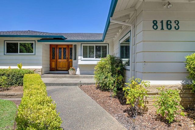 8163 Woodleaf Dr, Fair Oaks, CA 95628
